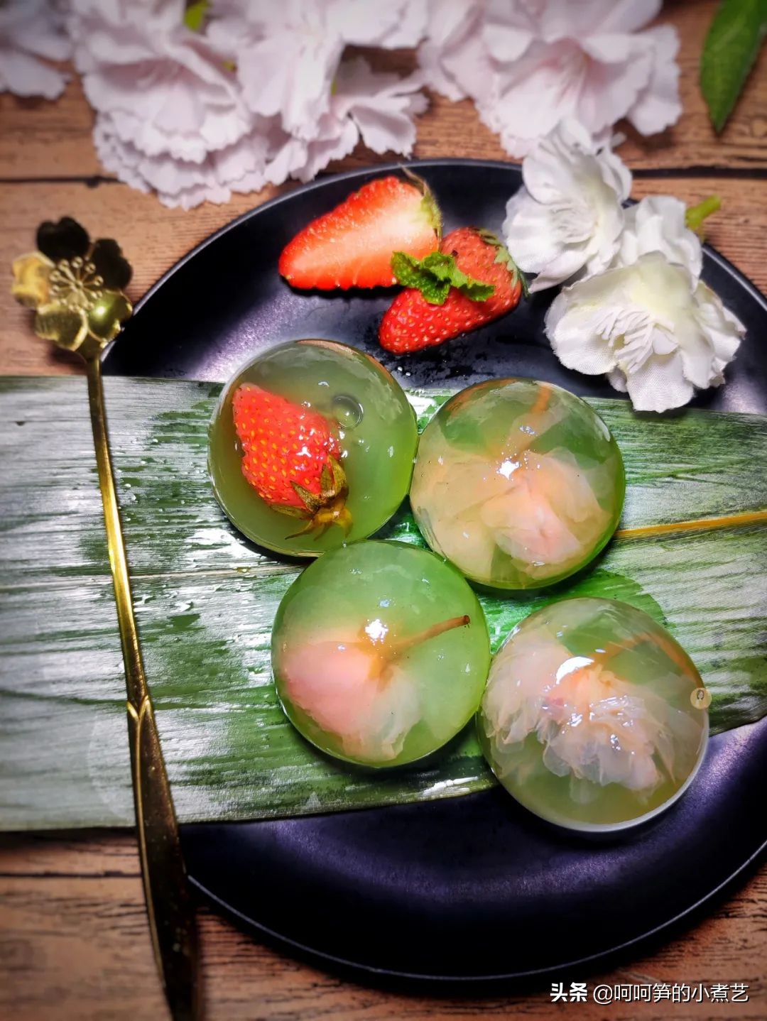 只要十分钟就能做的水信玄饼,入口即化,足不出户也能赏到樱花