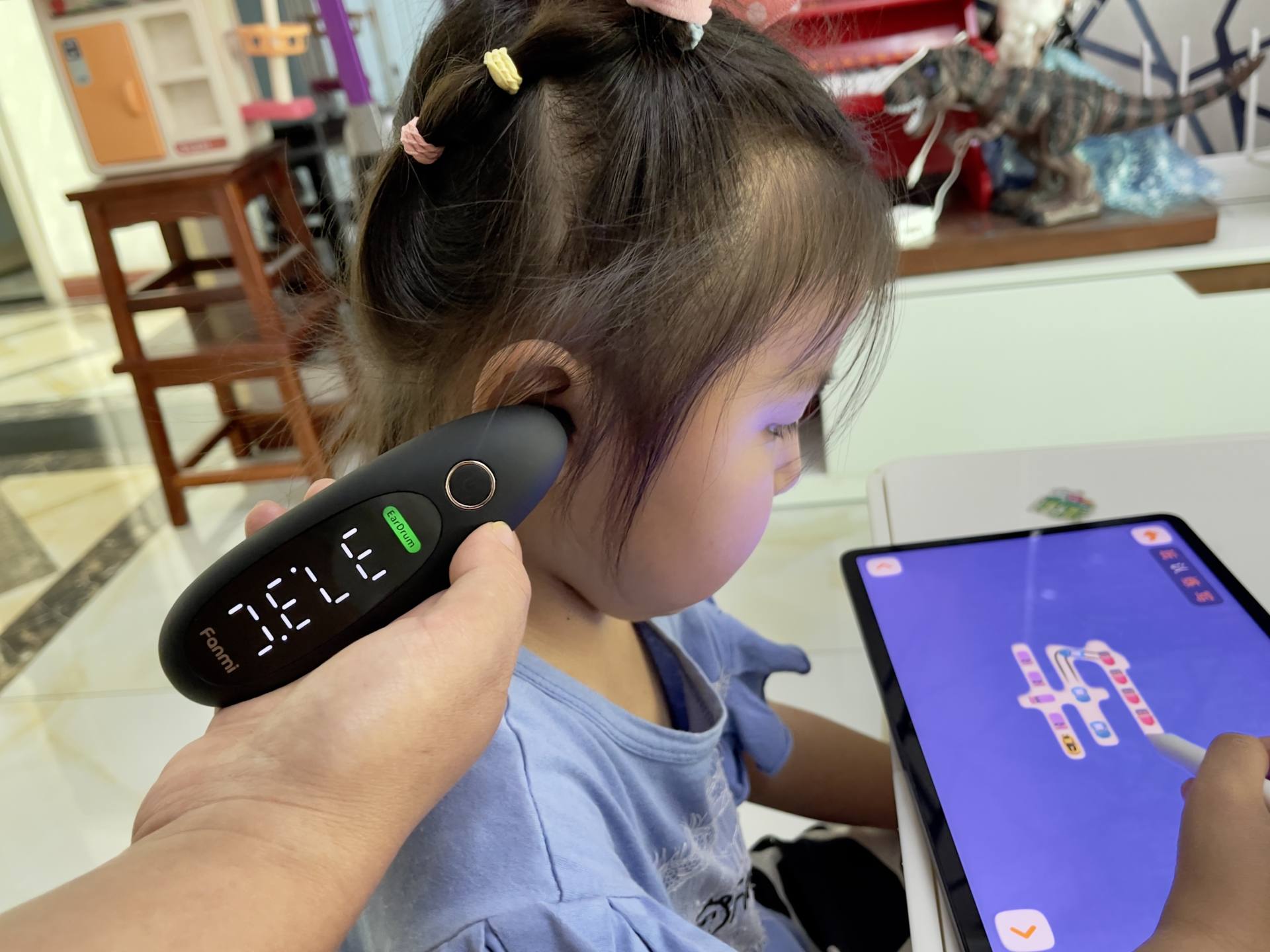 凡米鼓膜耳温枪测评：德国高灵敏传感器+鼓膜识别技术，精准测温