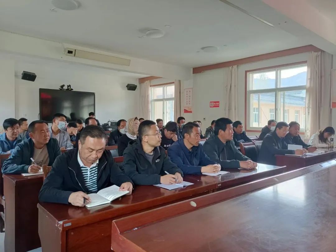 学习贯彻新发展理念县委宣讲组赴各乡镇开展专题宣讲