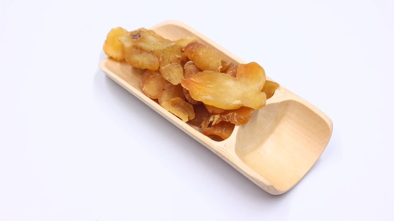 准确来说,黄精并不是芝草类植物,而是百合科植物,它的根茎呈圆柱状