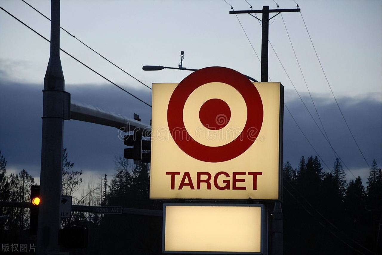 美国超市Target+线上商店，潜力“巨大”或将值得投资
