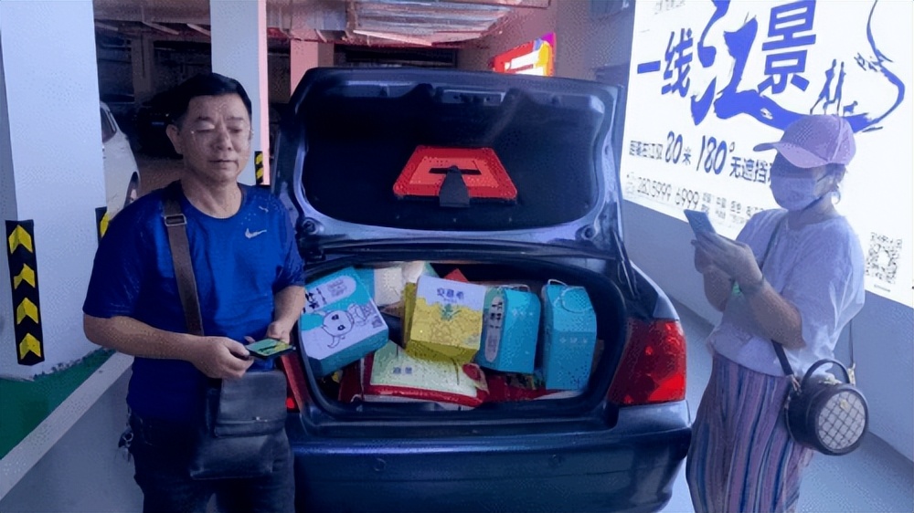 辛巴为直播电商行业发展提供支撑，启晟汇：以启晟之力积极助学