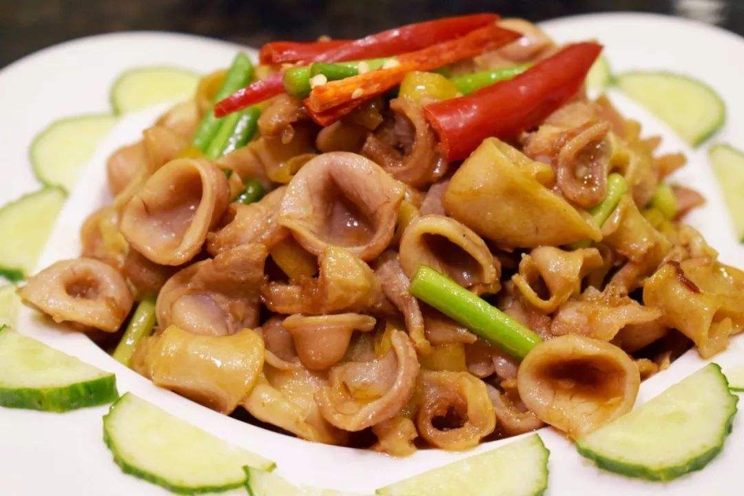 鱼肚怎么做好吃(教你营养解馋的酸辣炒鱼肚,美味过瘾超下饭,大家都吃