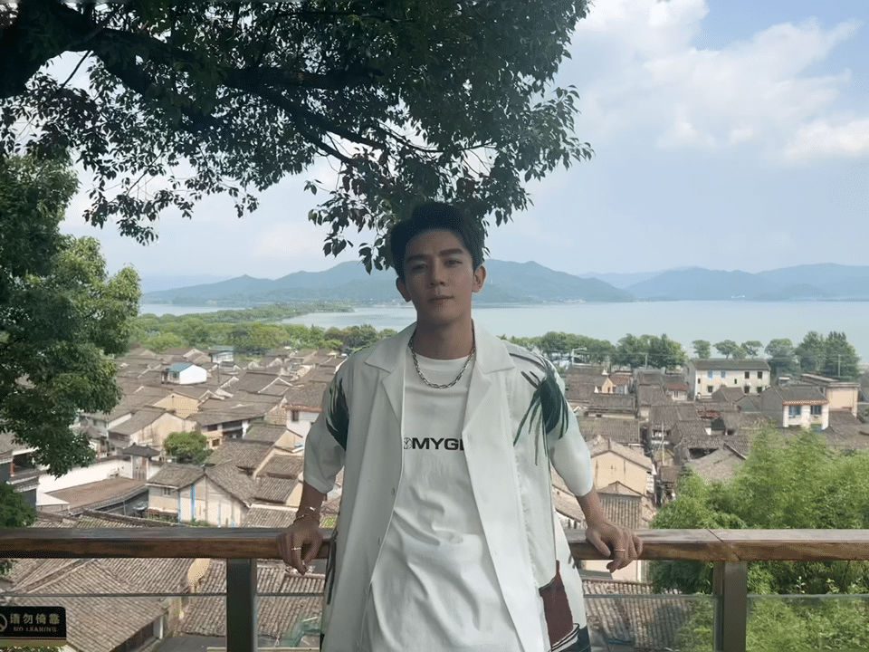 6.16图：檀健次 侯明昊 迪丽热巴 于朦胧 赵丽颖 易烊千玺 吴磊 胡兵 沈月