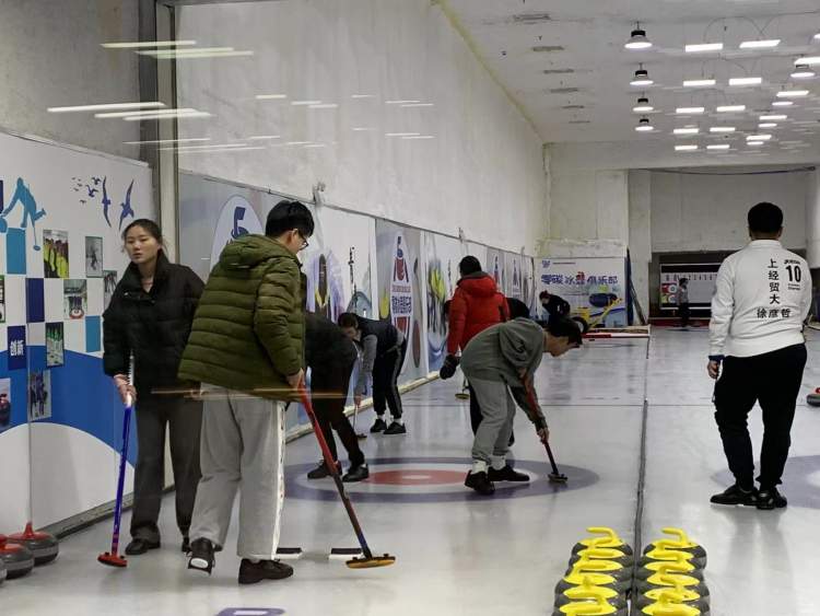 专访｜为爱远赴上海执教的韩国冰壶女队队长，现在怎么样了？（下）