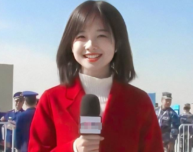 央视小花王冰冰四级成绩单流出，总分369，网友：这也能进央视？