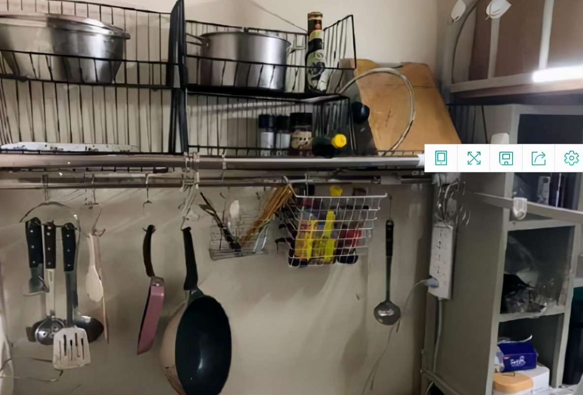 大学宿舍“违禁品”，种类繁多五花八门，宿管阿姨直呼大开眼界