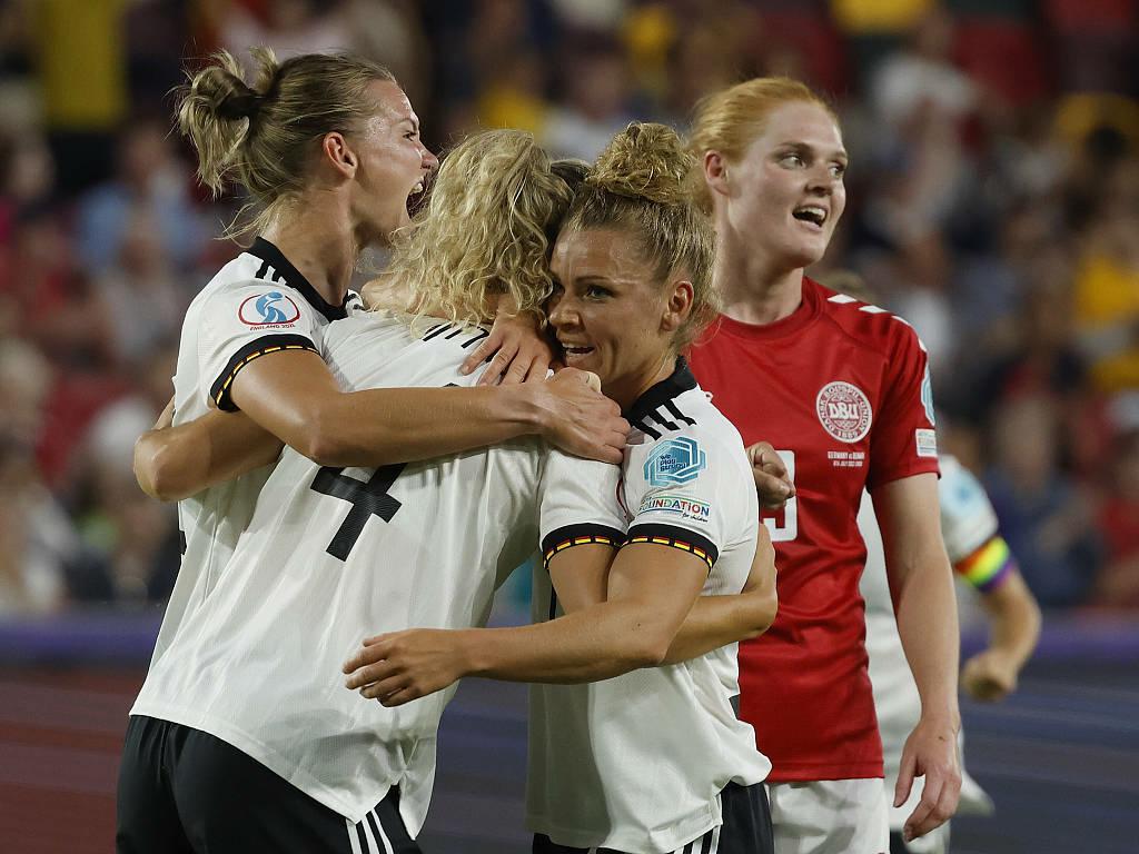 女足欧洲杯｜许勒尔破门两替补建功 德国4-0丹麦