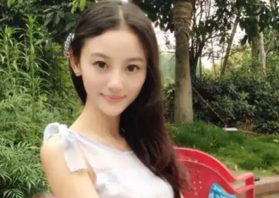 徐婷：26岁全身溃烂而死，被全家人吸干最后一滴血，从未想过反抗