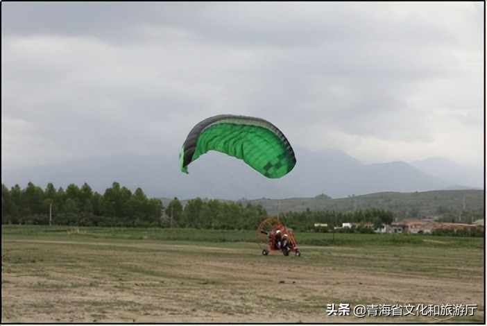 彩虹落福地 祥云慰仙境 生态山水游 诗画富盛走