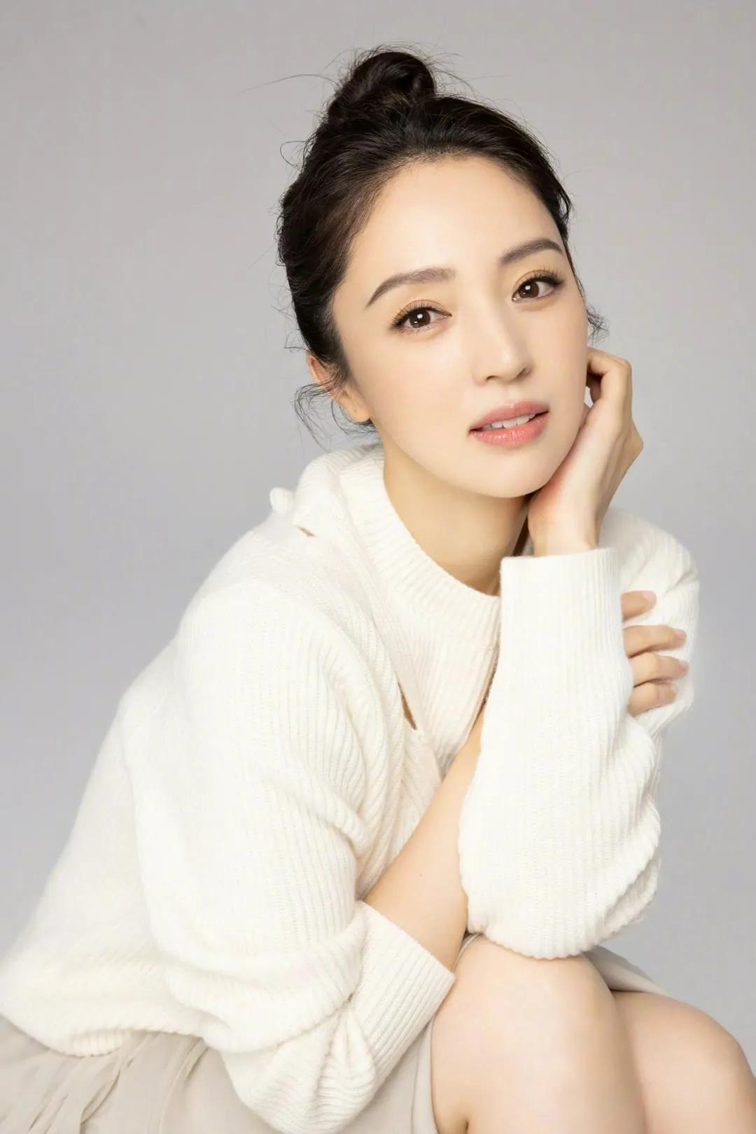 明星美图壁纸：董璇，优雅动人，太好看了