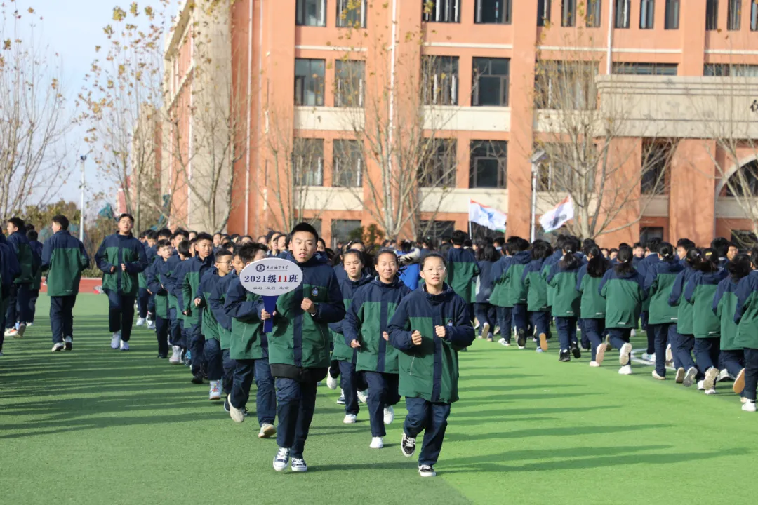 枣庄翔宇中学校服图片