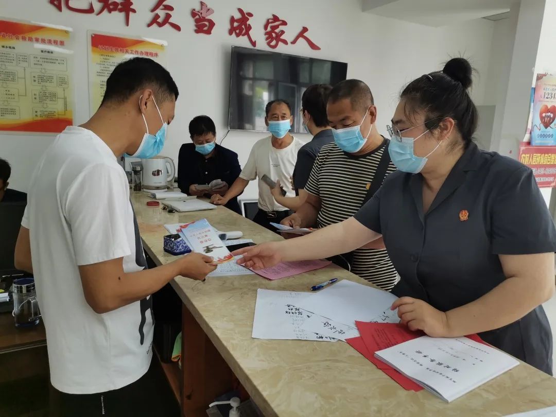 辉南县人民法院深入推进“网格+结对”活动开展