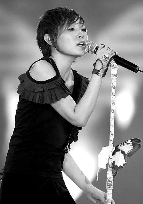 著名歌手陈琳,去世13年后,丈夫再婚生子,母亲的坚持让人泪目