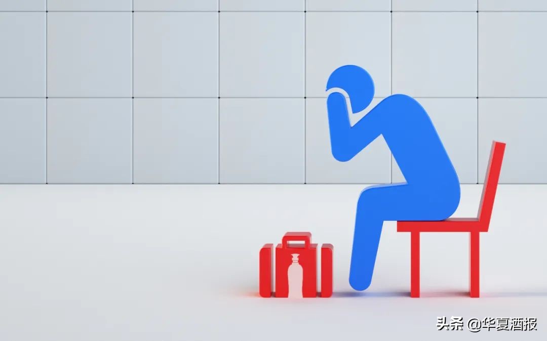 酒商的“十字路口”，“撤退”还是“守望”？