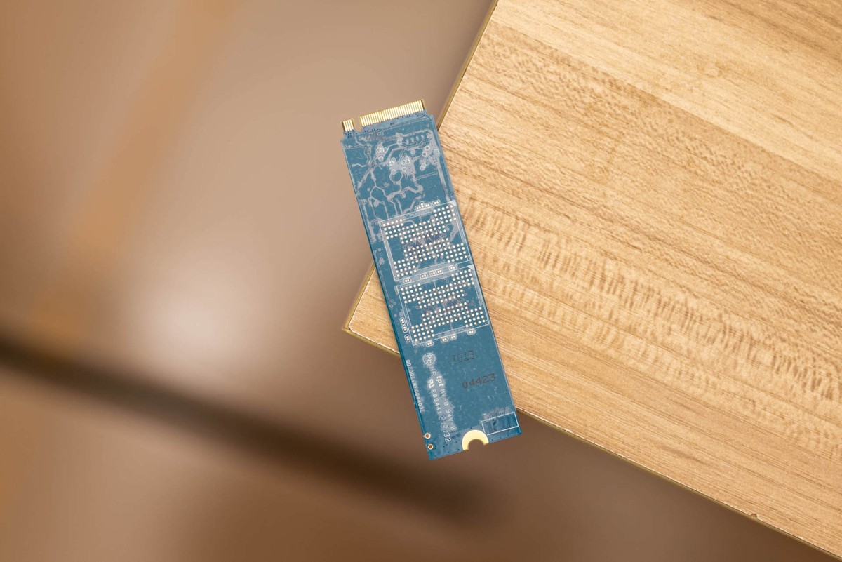 入门级的PCIe 4.0固态，表现也不赖，影驰星耀X4 1T固态上手体验