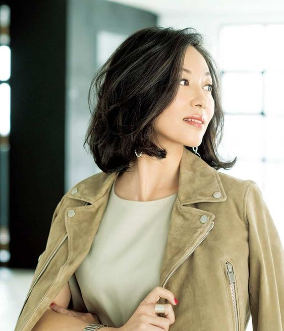 洋气短发「30一40岁女人减龄发型」-友友