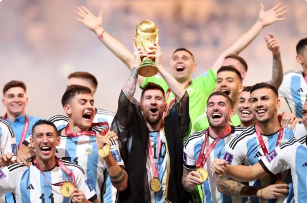 网上这点事之世界杯冠军（道德绑架!梅西夺冠C罗女友被网暴：为何不庆祝祖国夺冠？C罗不让吗）