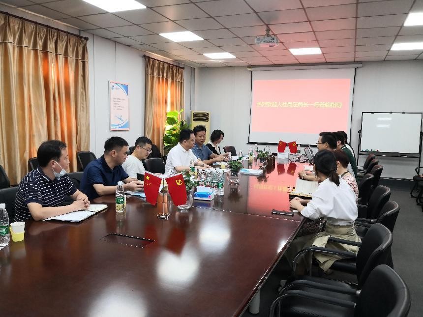 入企解难 入户解困 江夏区人社局深入开展企业和特困群体帮扶活动