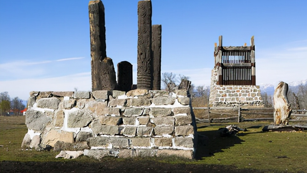 山东挖出3000年前古墓，出土姜太公神秘铭文，墓主究竟是谁？