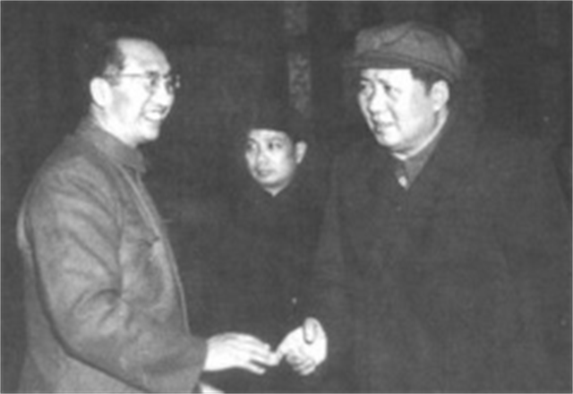 主席打电话告诉我已经无可挽回了(1976年，毛主席曾发了一份绝密电报)