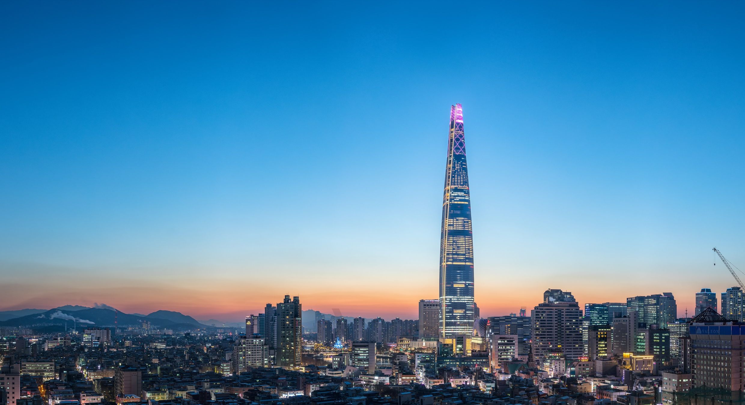 截至2021年，全球摩天大楼TOP10，中国占6座