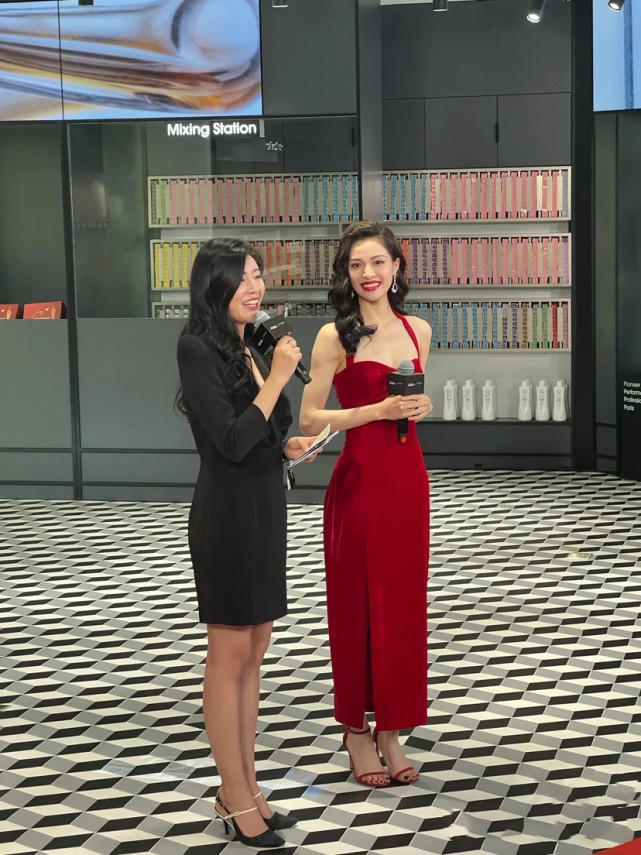 钟楚曦：中性风、法式风、港风，你想要的我都有