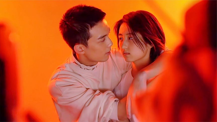 从神话到笑话,从希望到失望,2000年后,张子枫只用了一年时间