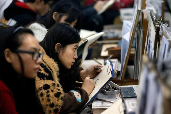 最新国内大学排名出炉，清北丢失榜首，南京大学仅排第十