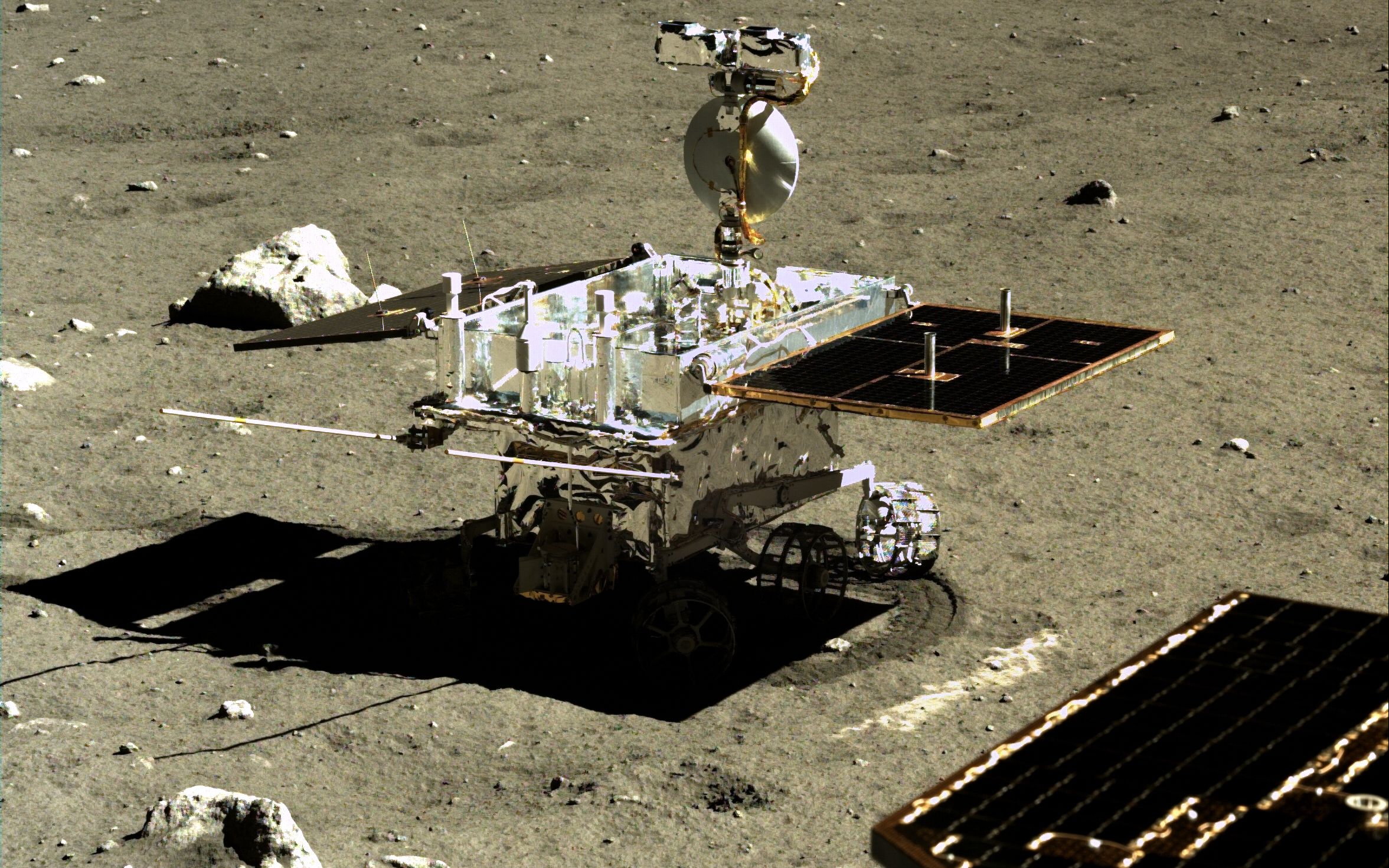 嫦娥三号工作快10年了,核能取暖立大功,祝融号为啥不用核能?