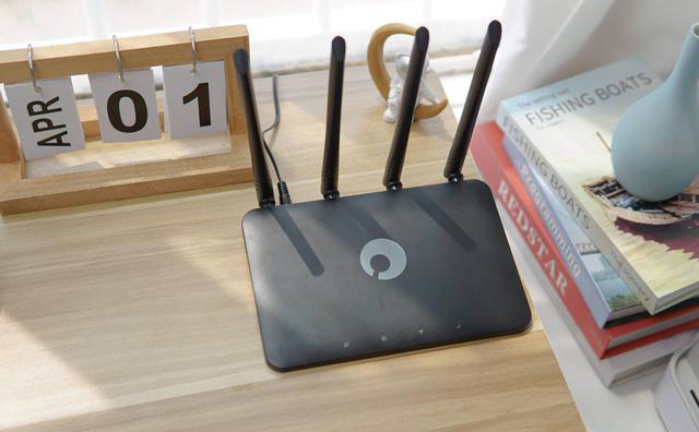 不用拉网线，插电就有网，1G一分钱，全国通用，蒲公英4G路由器