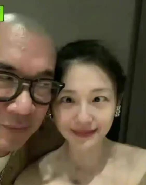 具俊晔在韩国的综艺里公开了他和大S的婚后生活照片