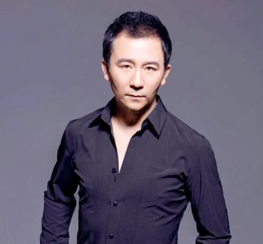 演员赵毅:成名路上多坎坷,今48岁仍单身,闫学晶多次为他保媒!