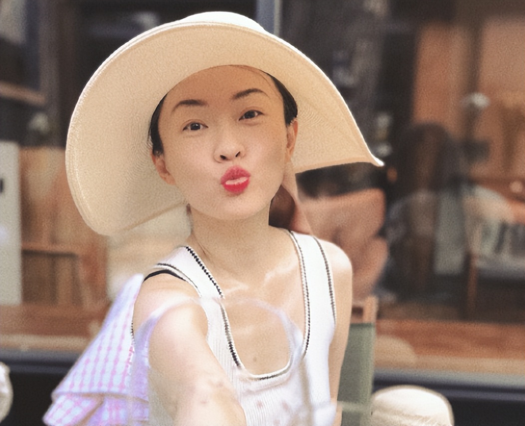 霍思燕520高调放闪，霸气亲吻杜江超甜蜜，近照瘦太多美回少女