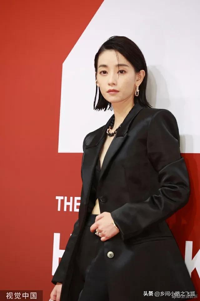 《智齿》剧组出席金像奖红毯 刘雅瑟廖子妤等亮相