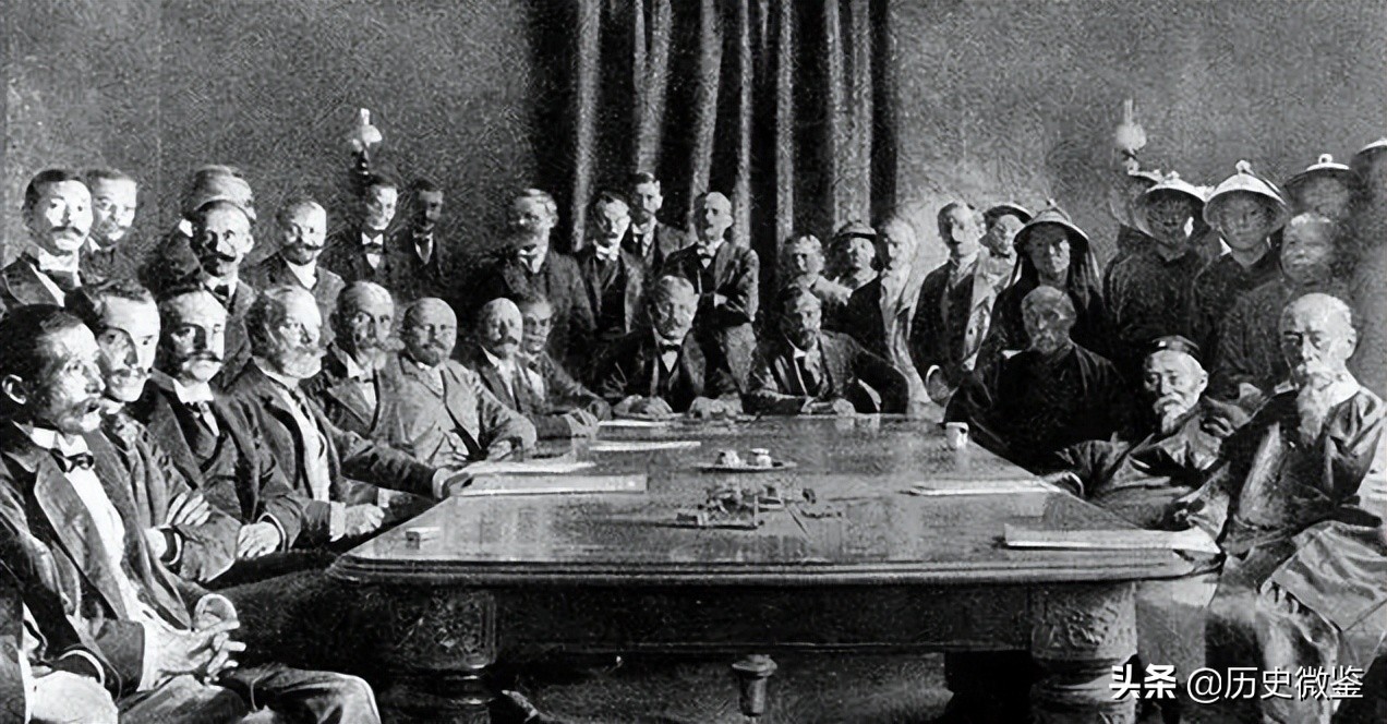 50年，邓小平提出修建成渝铁路，毛主席问原因，邓小平：三个理由