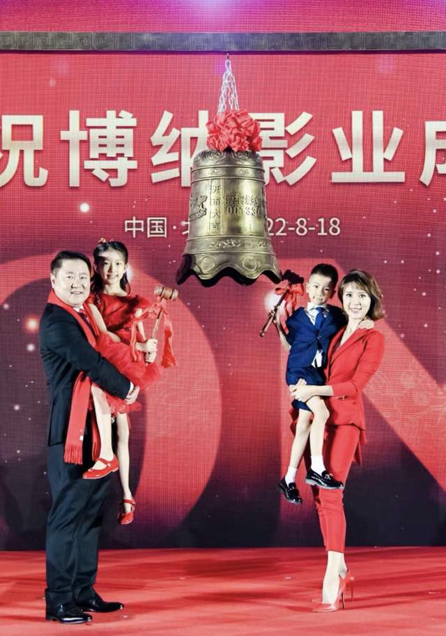 此前还曾传出于冬出轨,二人婚变的丑闻,不过被当事方否认了.