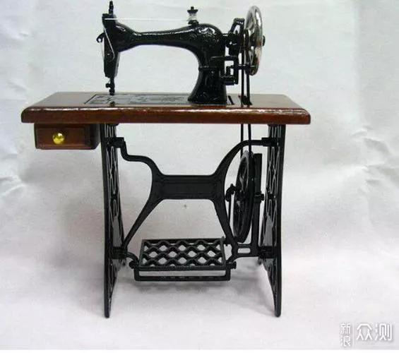 手套专用缝纫机（六十年代的缝纫机）