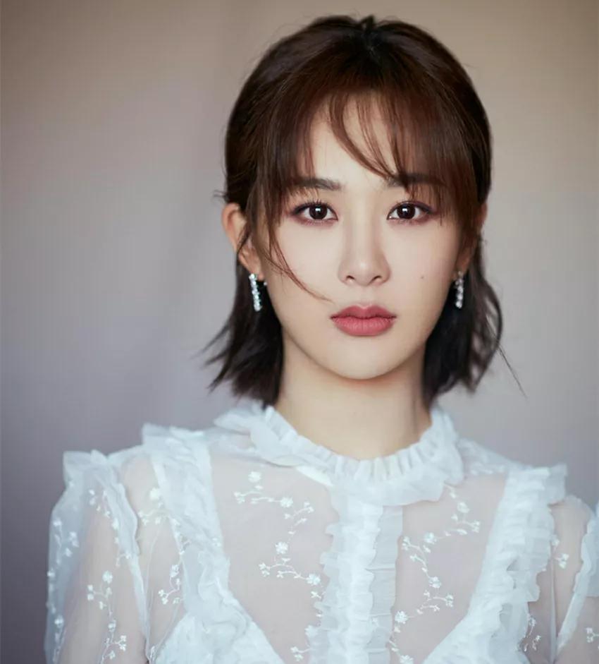 杨紫:清新脱俗,气质婉约,优雅唯美