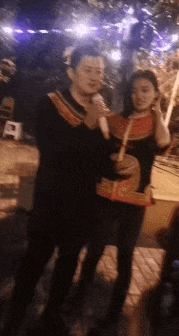 30岁超模如何拿下李亚鹏？我更好奇50岁李亚鹏如何拿下小美女