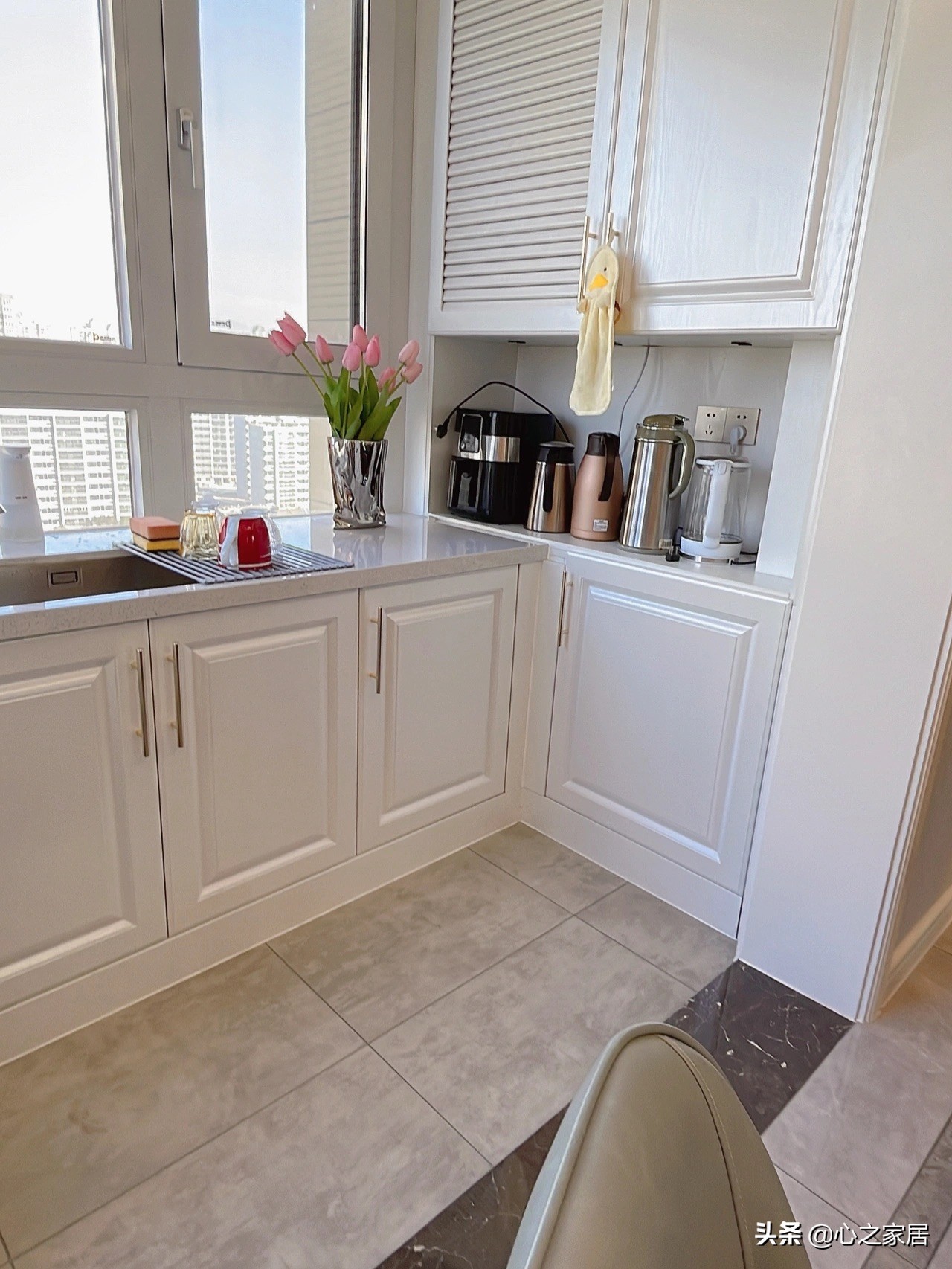 大四房的新家要用时尚大气的装修，不仅看着气派，住着也显霸气