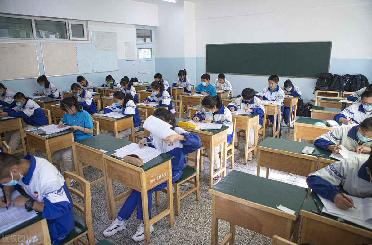 自考本和专升本的区别有哪些，哪个更适合学生，袁老师独家分析