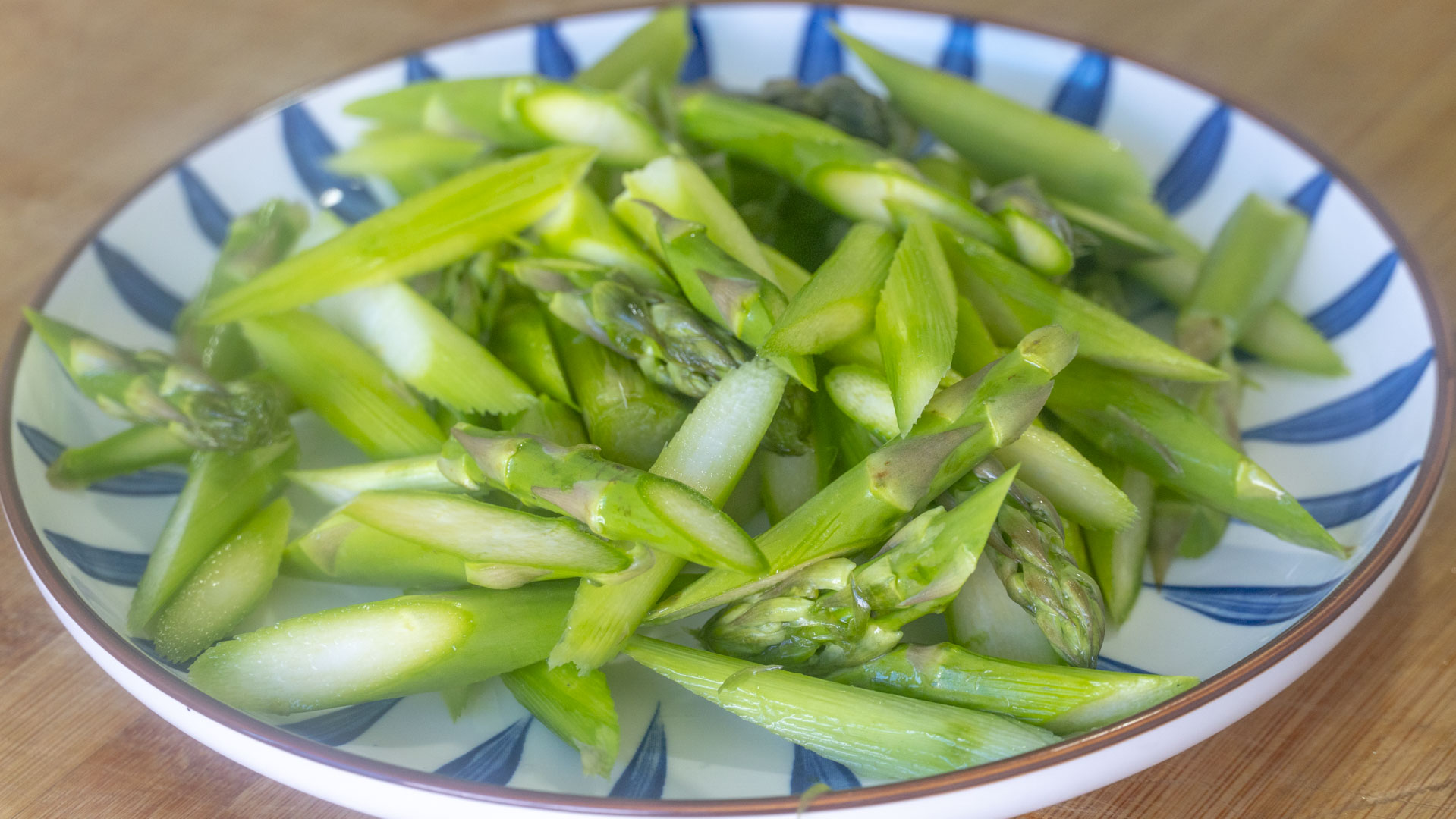 芦笋的做法大全家常（分享芦笋的3种做法）