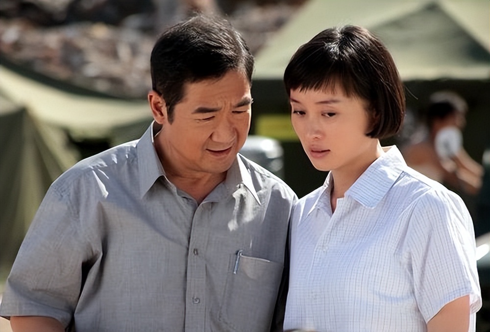 从1995年正式出道,搭档的都是唐国强,傅彪,张国立,孙红雷等"一线男星"