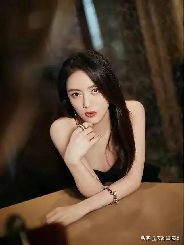 高圆圆、古力娜扎、蔡文静美图大赏，微微一笑很倾城