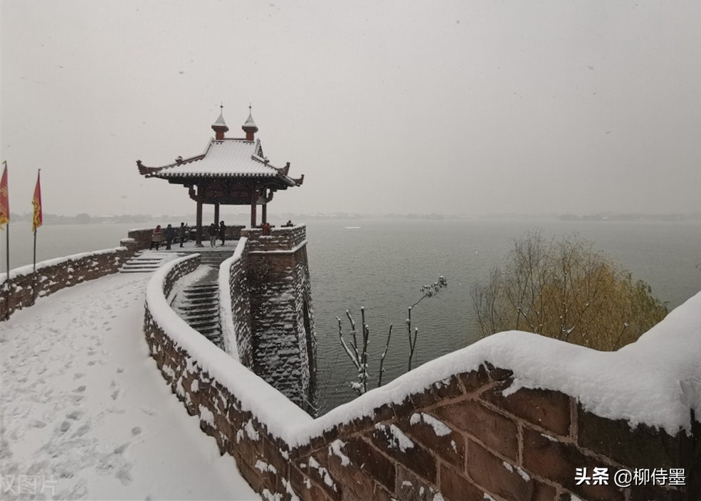 提升雪景照片的“高级”感，5个摄影技巧，让照片更有意境