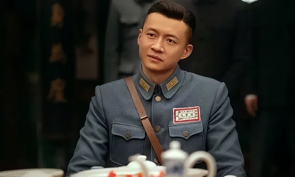 《人生之路》唐曾:戏里抱得美人归,戏外年近四十还单身