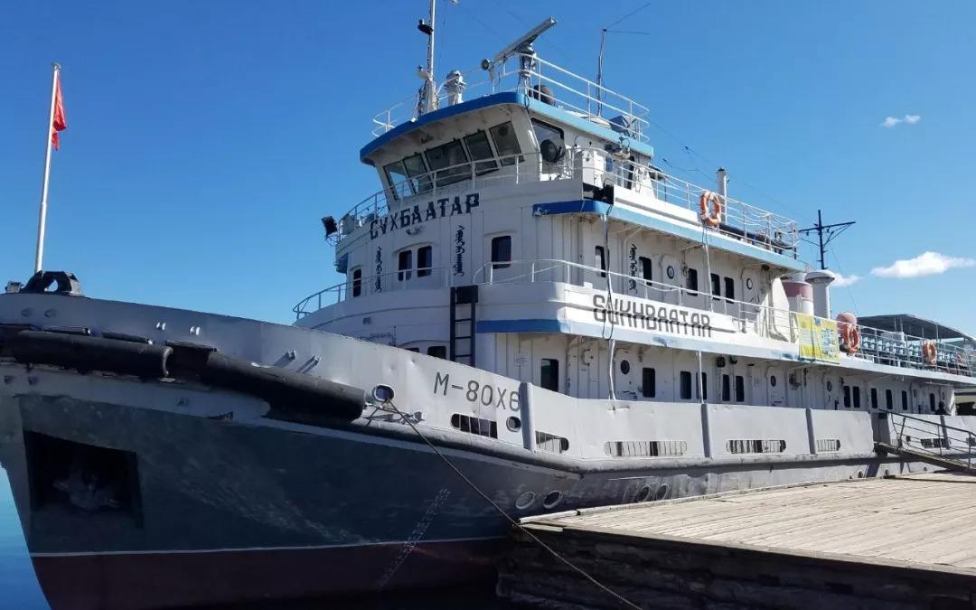 蒙古国“现状”，海军夏天运羊毛，冬天捕鱼，还有25个探秘冷知识