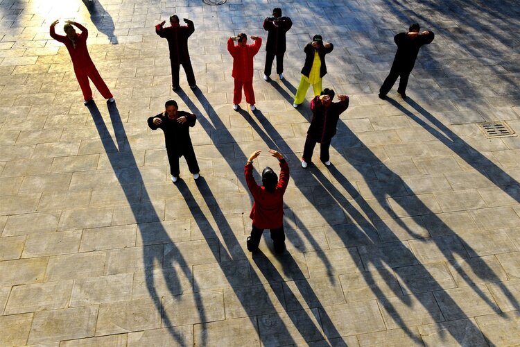 养生专家“林海峰”离世，享年51岁，深刻反思:4种养生方法太伤身