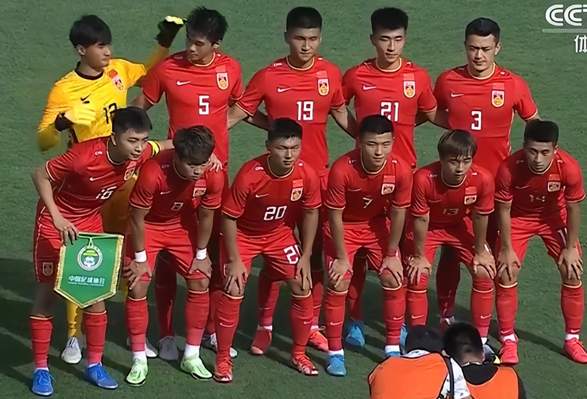 中国足球亚洲杯哪里看直播（CCTV5直播！国足底线进亚洲杯16强，最强首发11人来袭：武磊领衔）